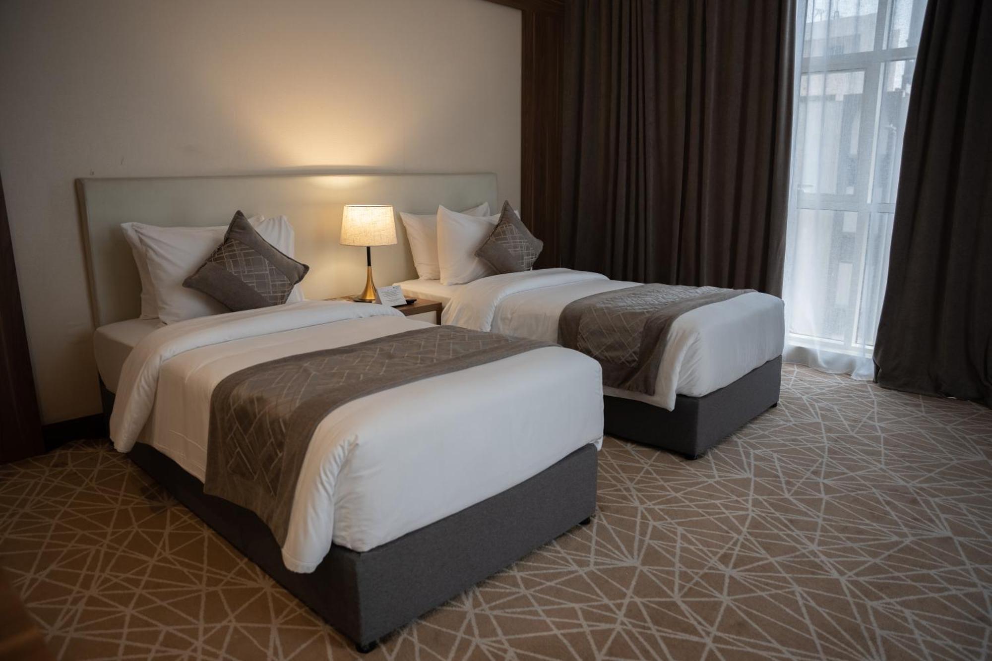 Rosemond Al Hamra Hotel Jeddah Bagian luar foto